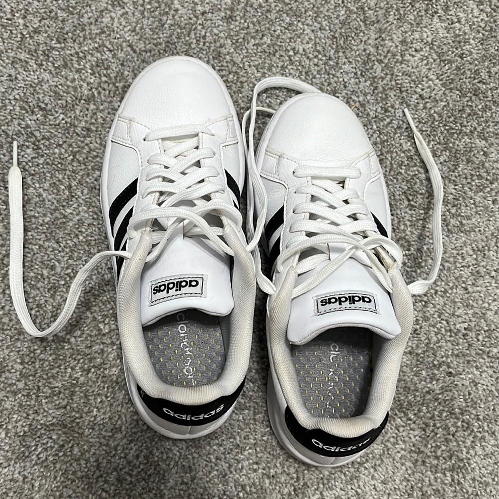 Adidas Grand court 2.0